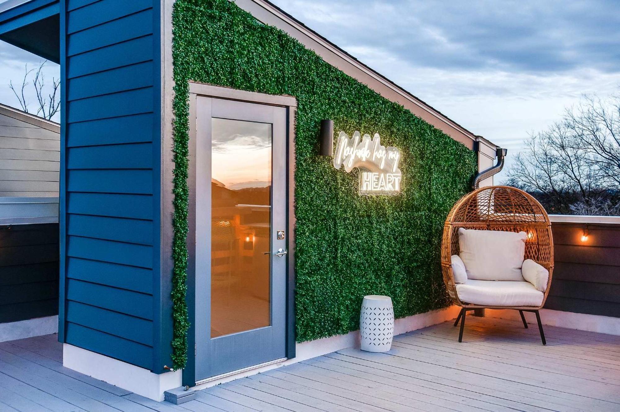 East Nash Double - 26 Beds Fast