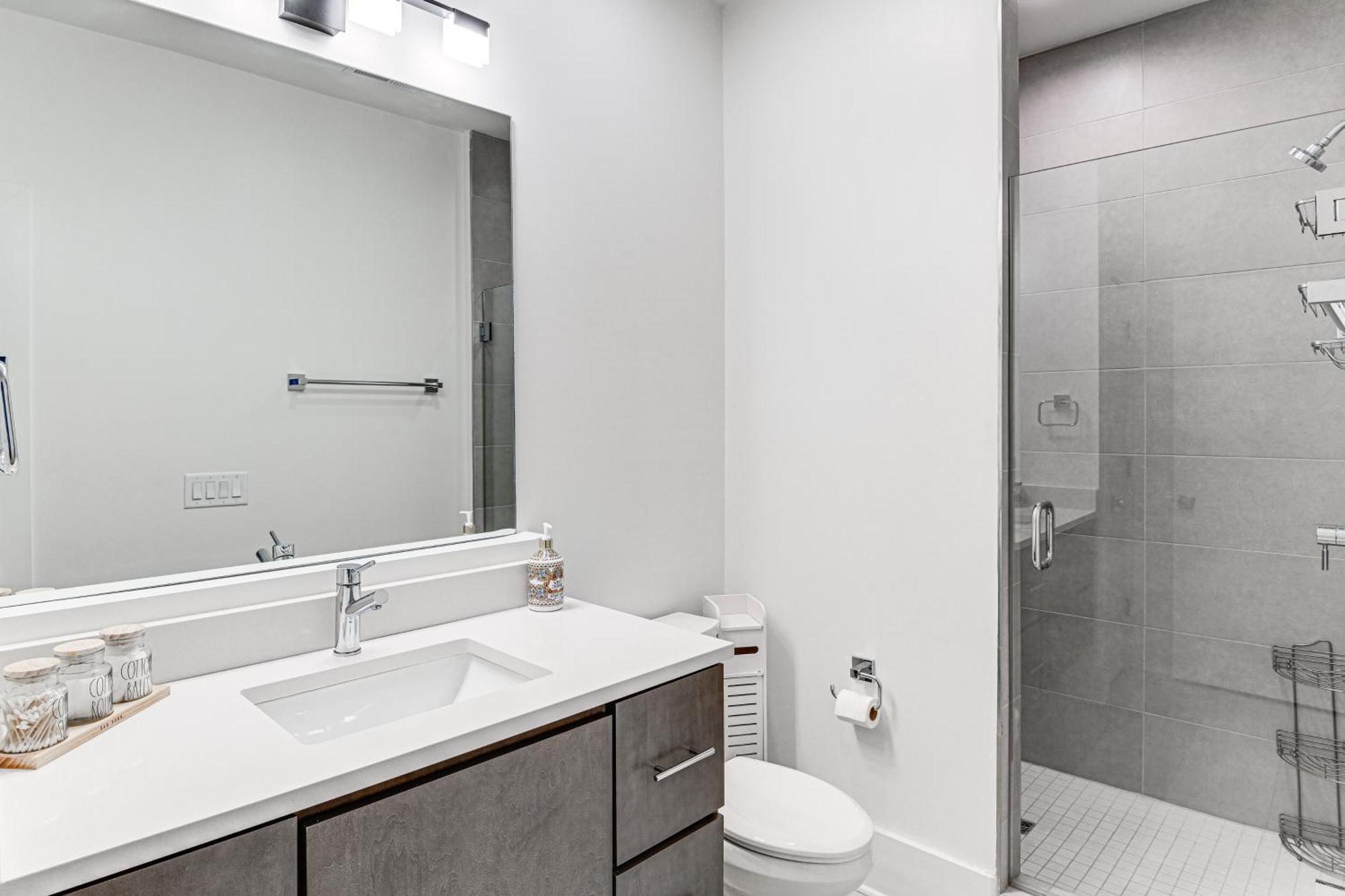 Holiday home 1 Mi To Downtown Townhome With Balcony!