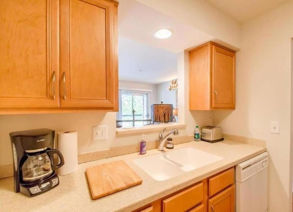 Apartment Downtown Riverfront Nashville