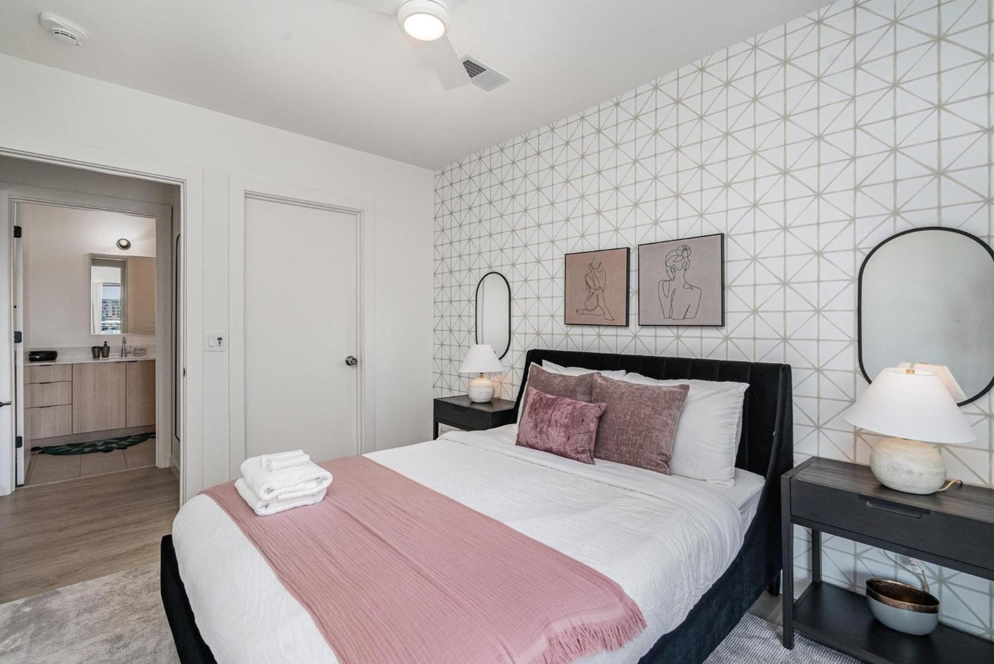 Hyve - Zest - Pool & Gym - Get Ready Vanities *