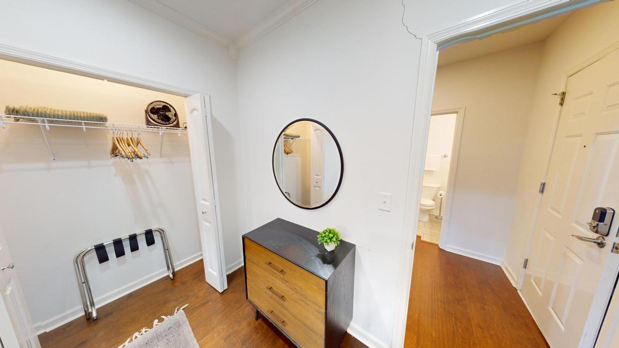 West End Getaway Apartment