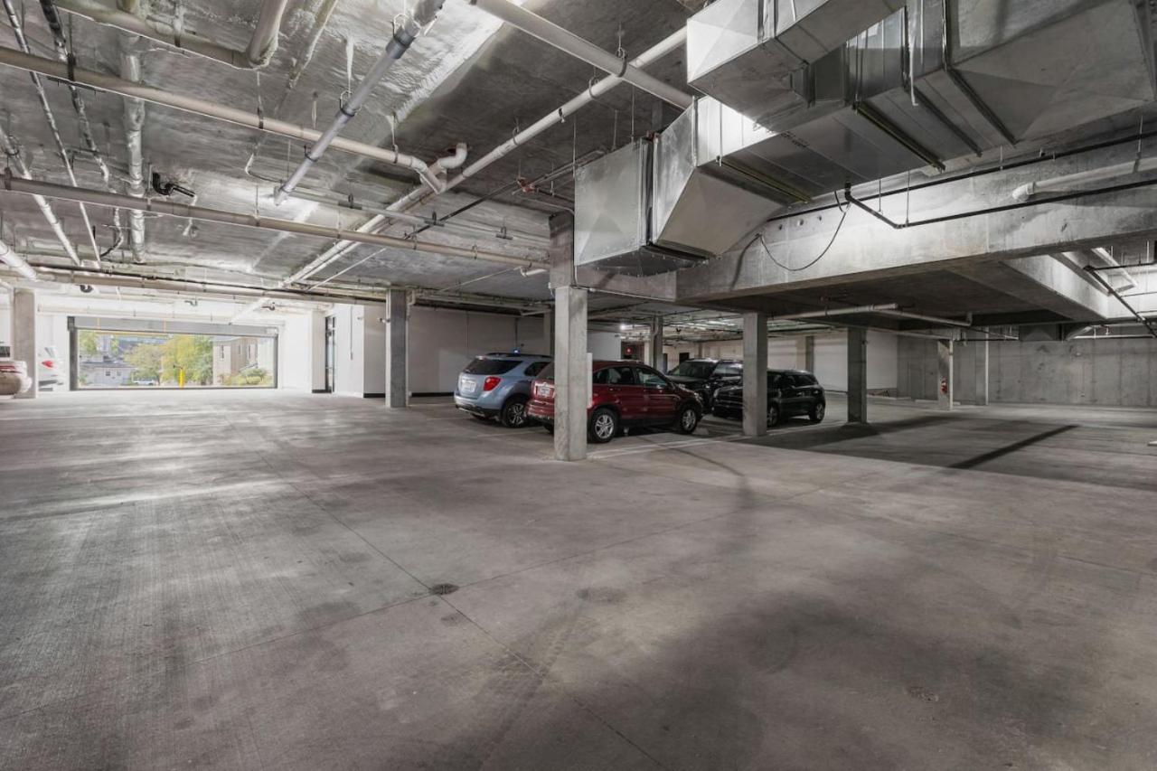 Chic Music Row Rooftop Deck With View Gym Office And Apartment Nashville