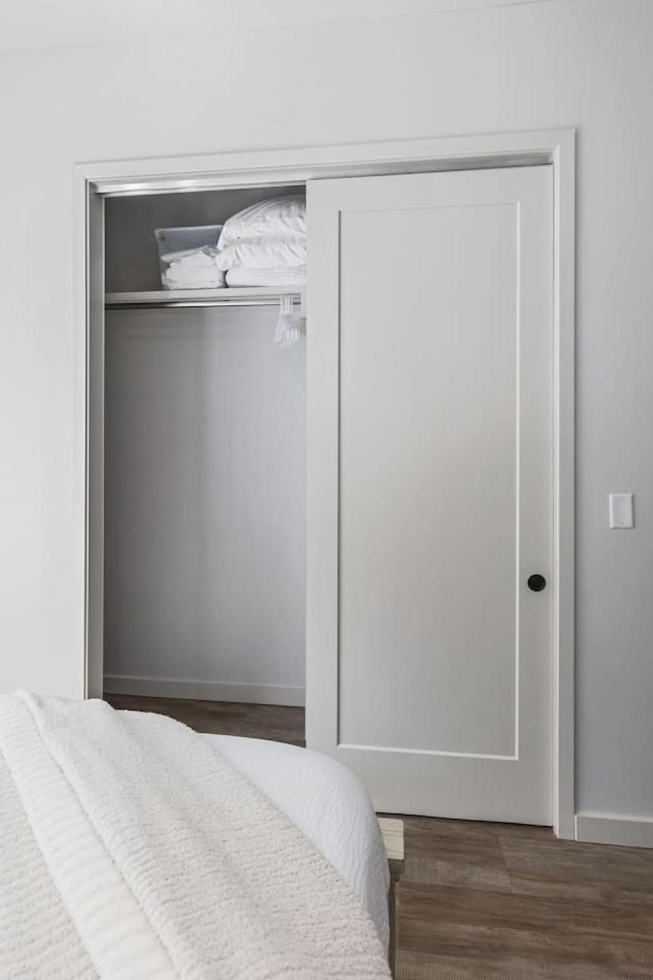 Upscale Music Row Corner Unit With Patio Rooftop With View And Gym *