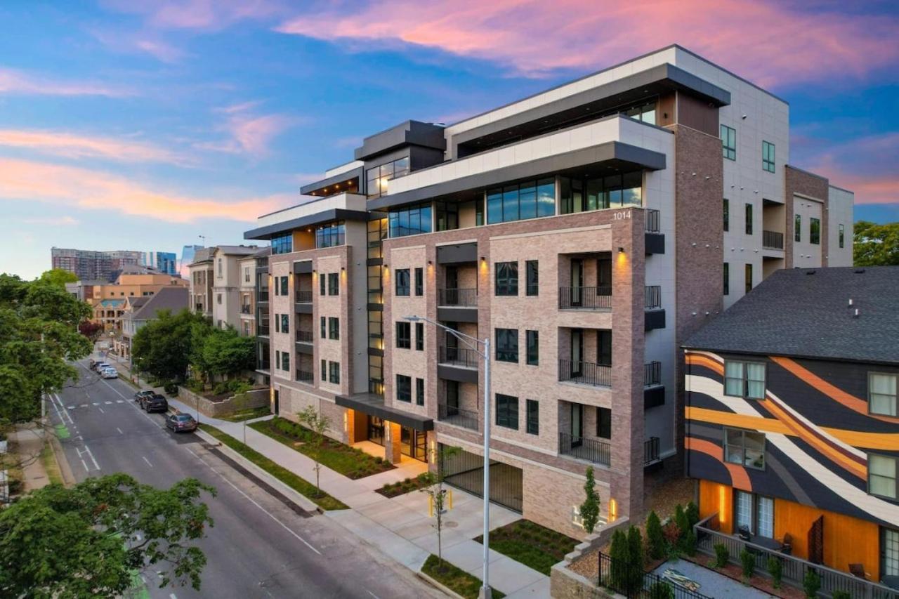 Apartment Chic Music Row Rooftop Deck With View Gym Office And Nashville