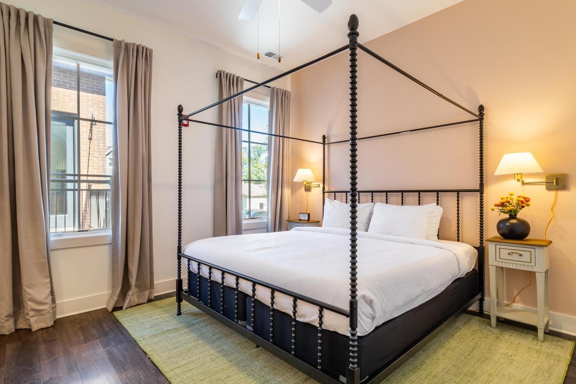 The Magnolia By Avantstay Stylish Comfort Near Downtown Nashville