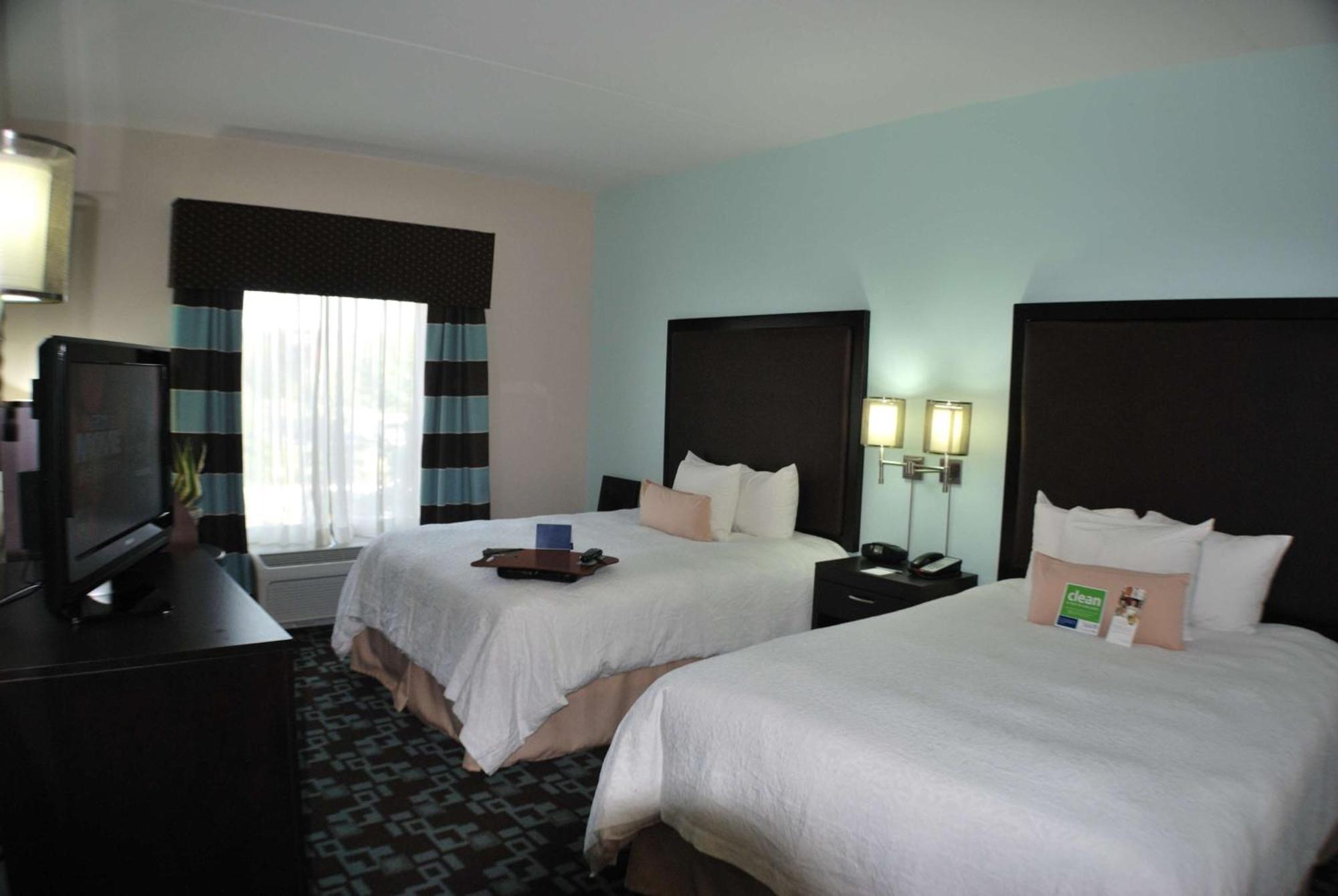 Hotel Hampton & At Opryland Nashville