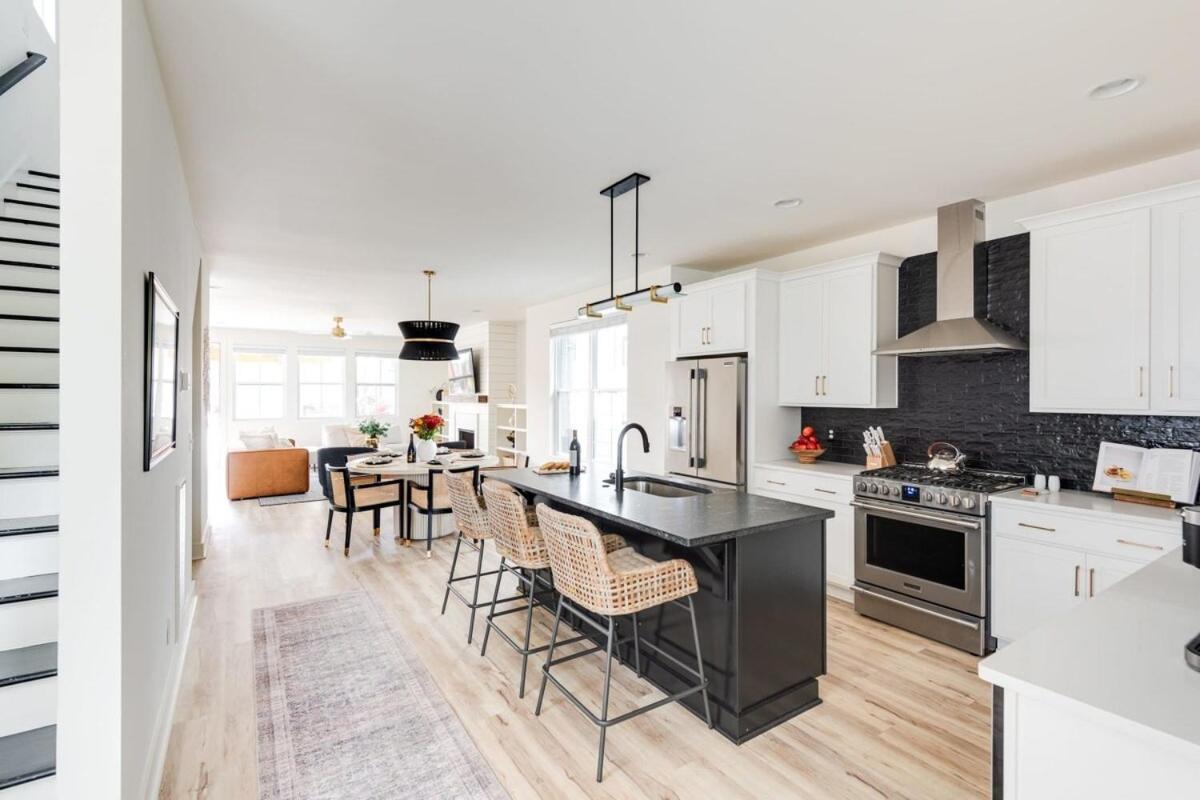 The Ashland House - Cozy & Beautifully Designed Holiday home