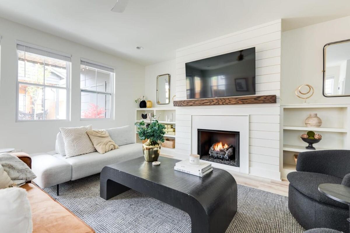 The Ashland House - Cozy & Beautifully Designed Holiday home
