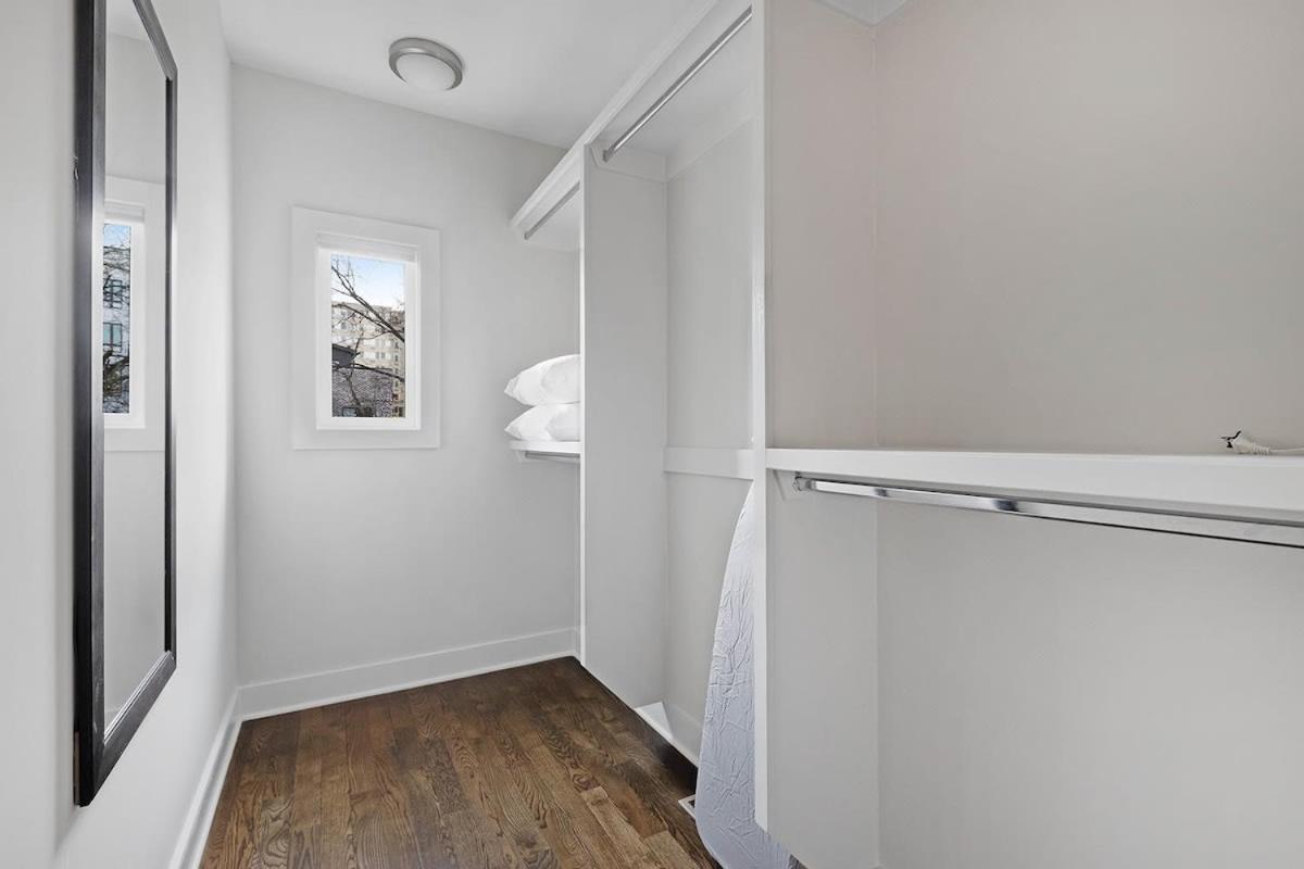 Holiday home The Hadden House - Rooftop Lounge With Firepit