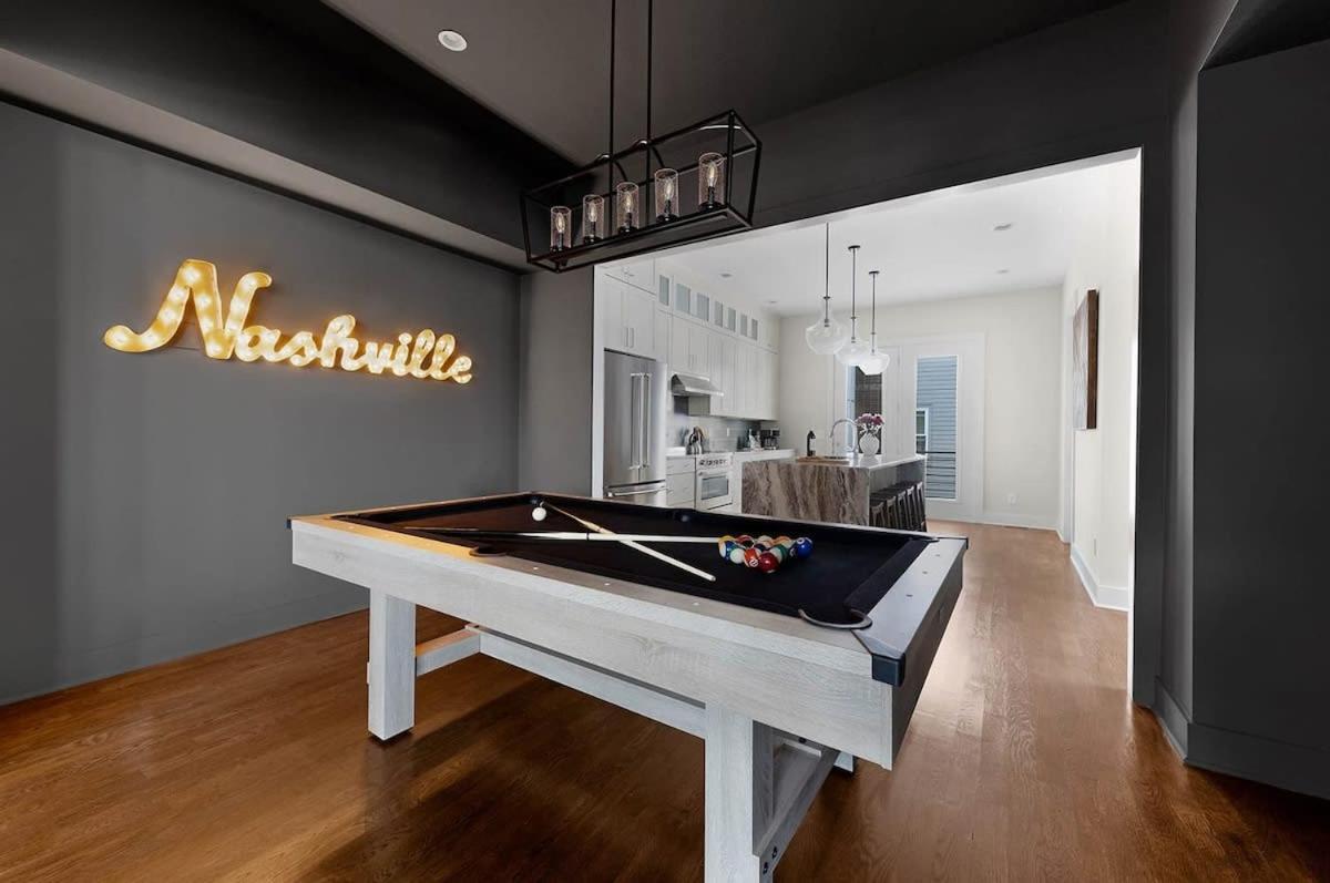 Holiday home The Hadden House - Rooftop Lounge With Firepit