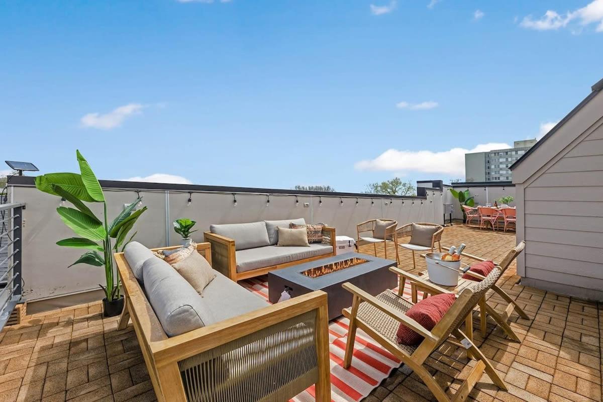 Holiday home The Hadden House - Rooftop Lounge With Firepit