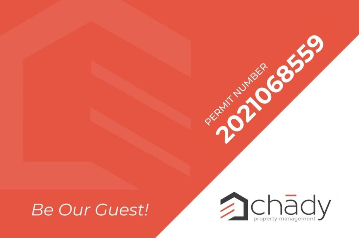 Holiday home Large With Rooftop & Views Sleeps 12 *