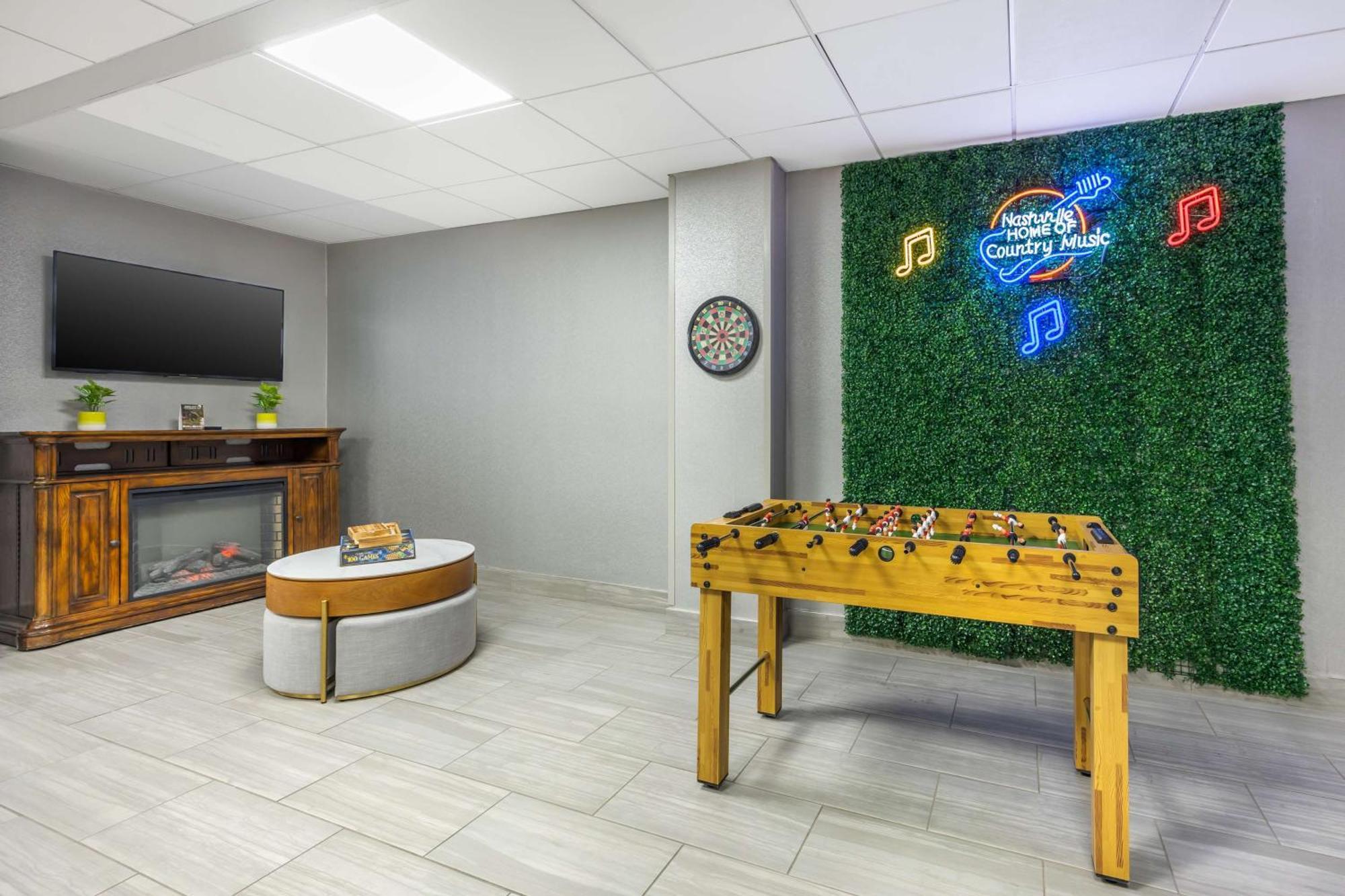 Best Western Downtown Plus Music Row 3*
