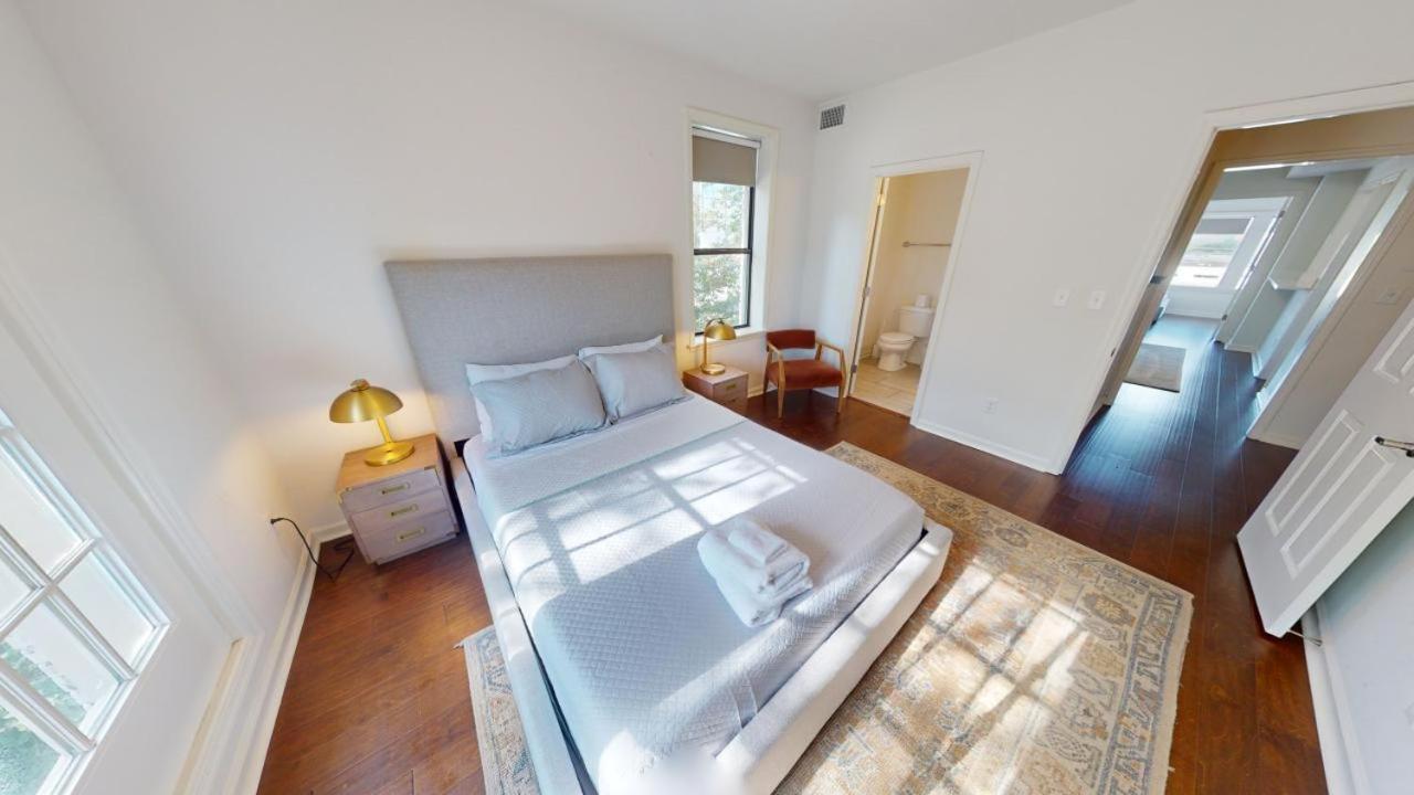 West End Getaway Apartment *