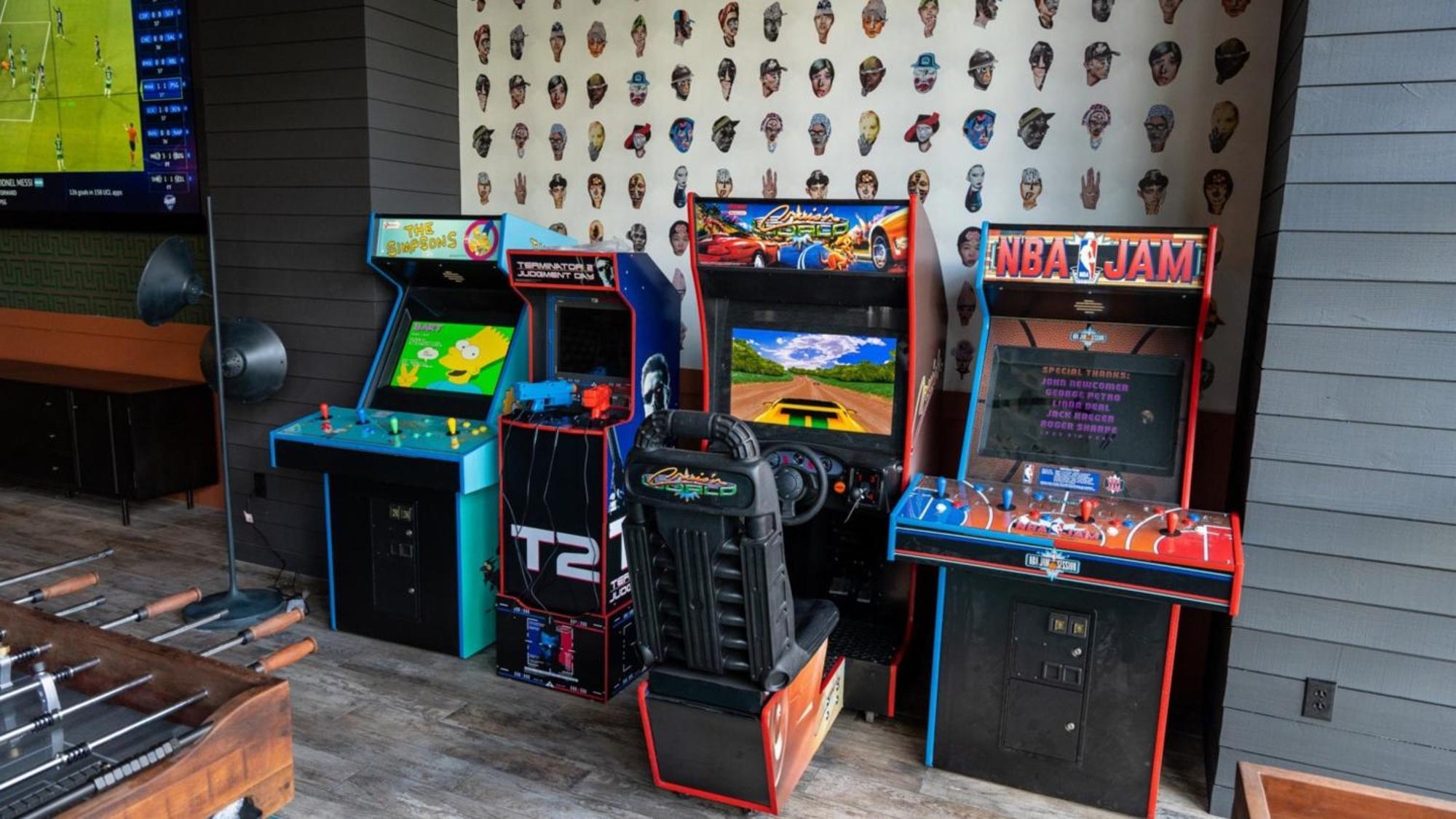 Holiday Inn & Suites Nashville Downtown - Broadway By Ihg