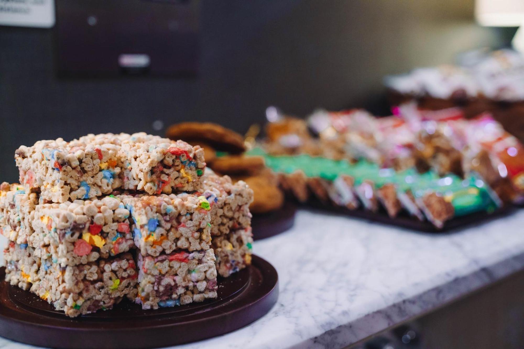 Holiday Inn & Suites Nashville Downtown - Broadway By Ihg Hotel