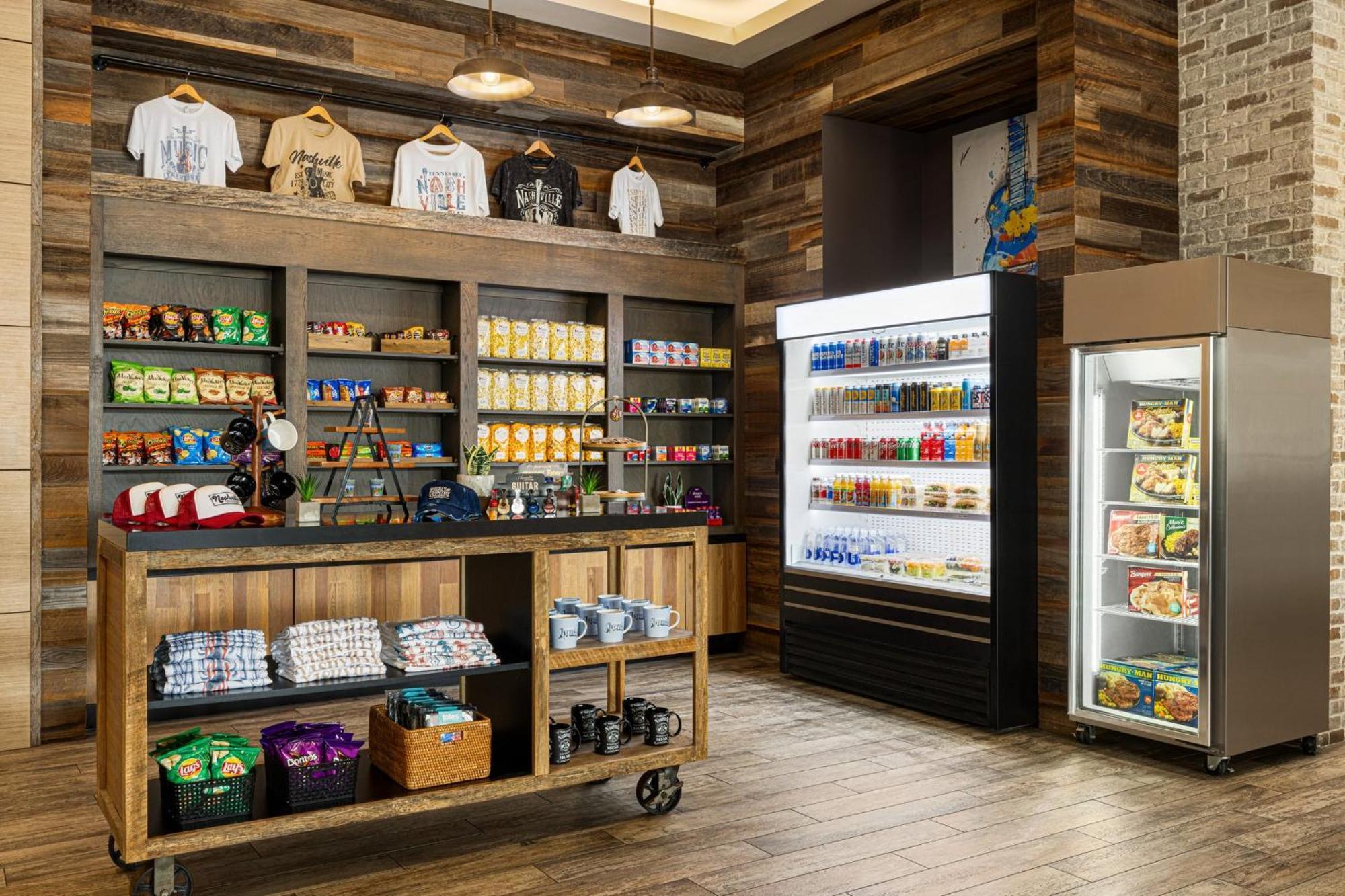 Holiday Inn & Suites Nashville Downtown - Broadway By Ihg Hotel 3*