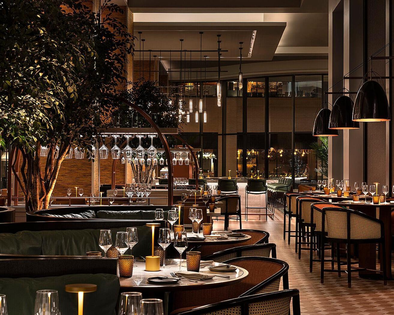 Four Seasons 5*