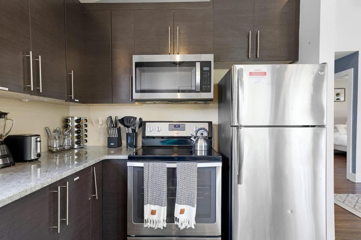 5 Mins To Downtown 2 Bed 1 Bath 2 Car Garage Holiday home Nashville