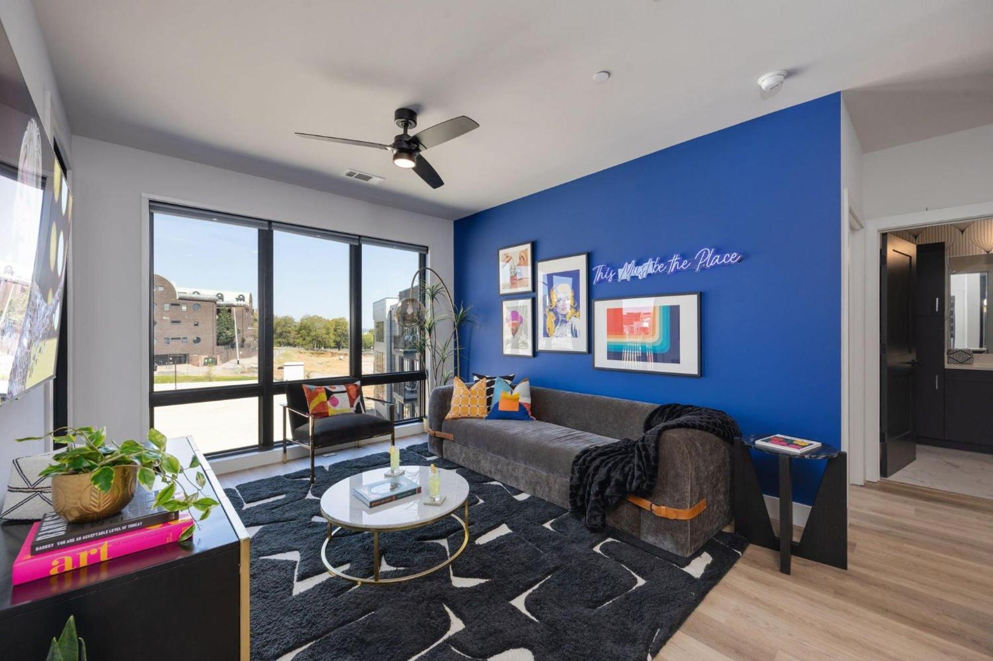 Penthouse Blues-odyssey-pool & Gym-mins 2 Broadway Nashville