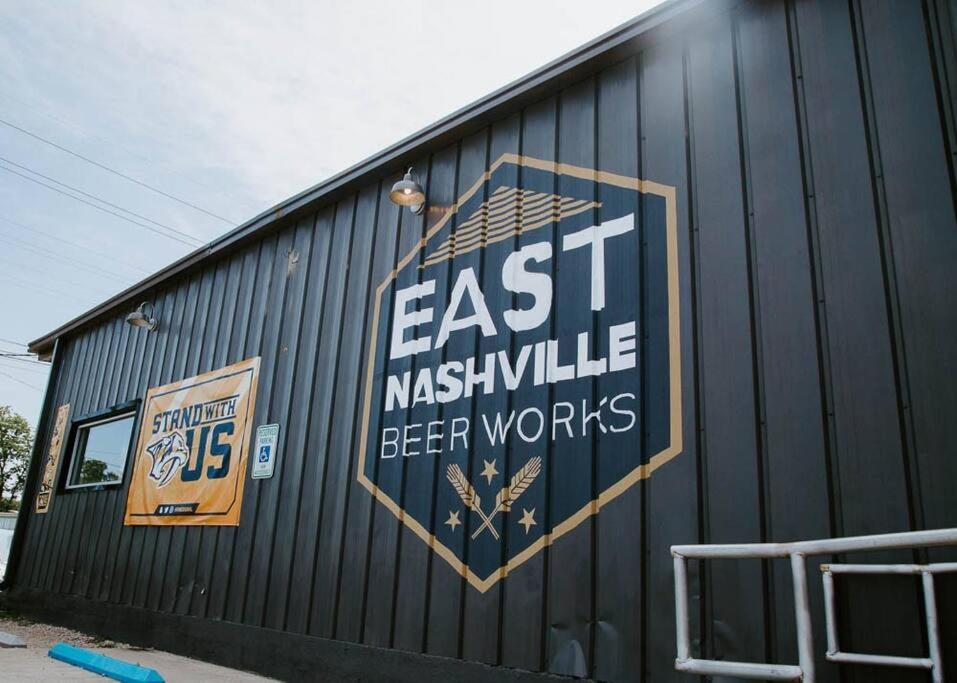 Holiday home Spacious W Rooftop Deck And Mural! 10 Min 2 Dt *