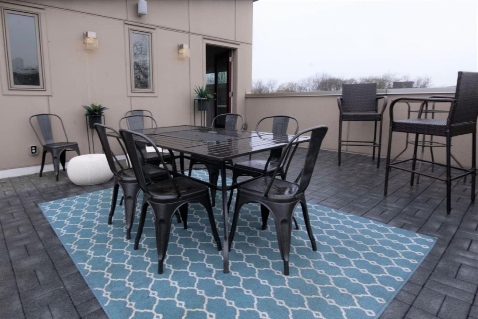 Great Location, Large - Roof Deck, Walk To Ni *