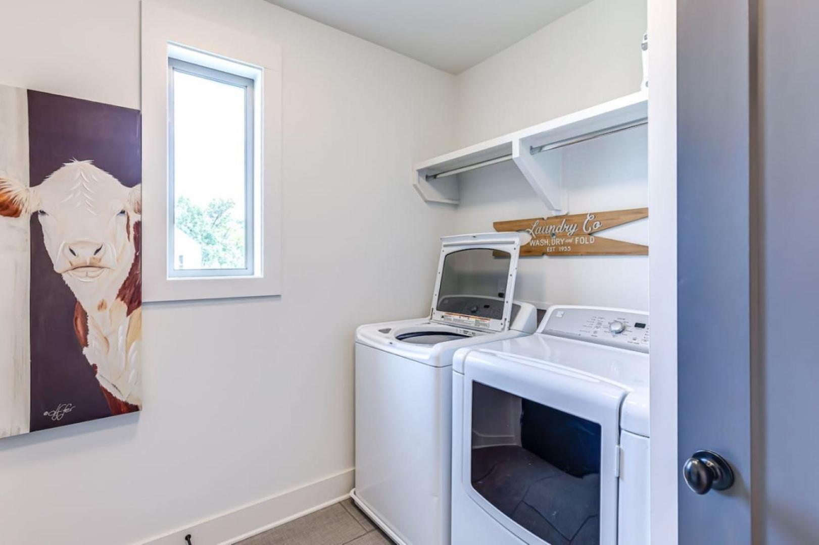 Holiday home 11 Beds 6 Full Baths 5 Minutes To Downtown