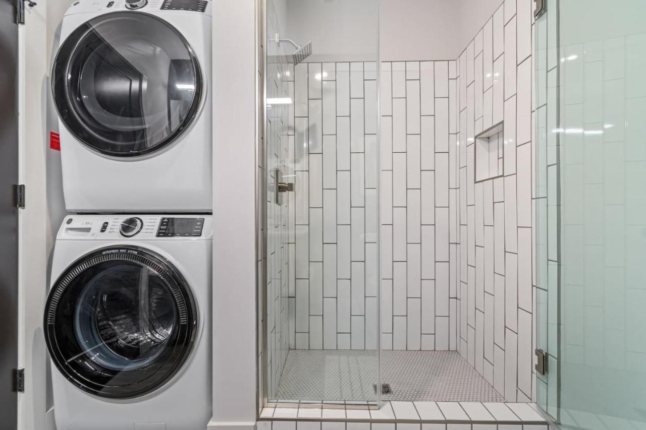 Holiday home Walk To Nightlife, Vanderbilt, Minutes To Broadway *