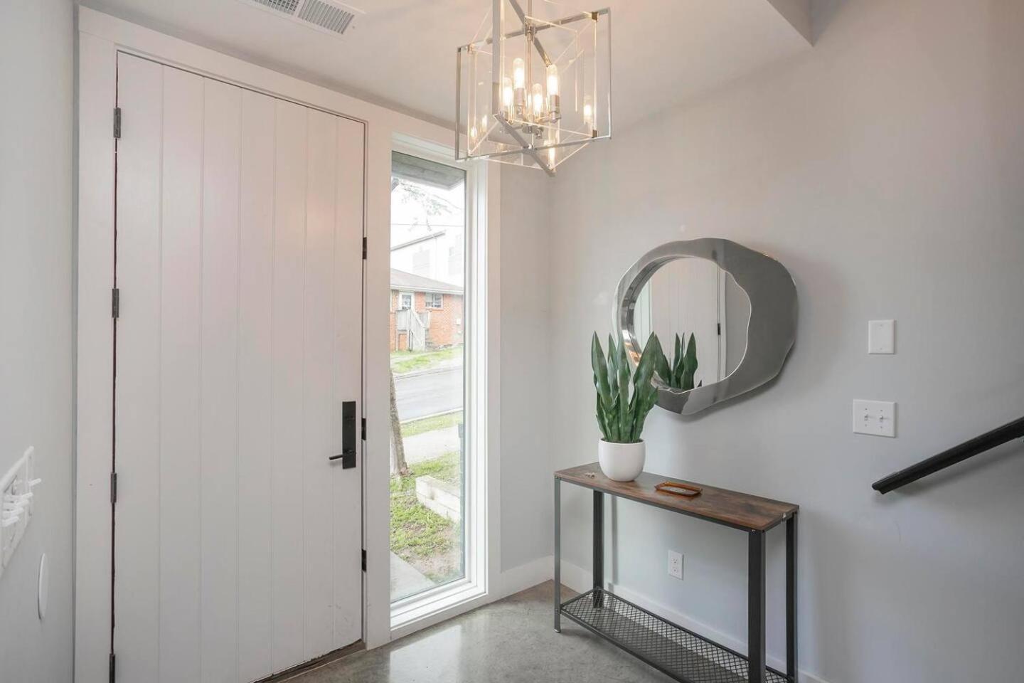 Holiday home Downtown Modern Rooftop Patio Vanderbilt 8 Beds Nashville