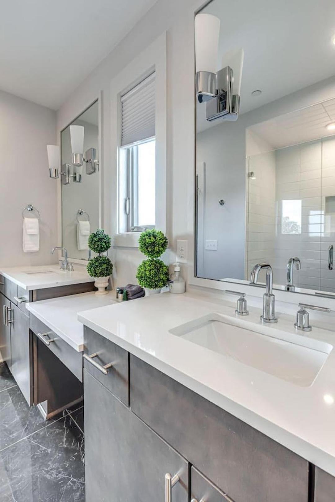 Honky Tonk Game With Rooftop Deck Nashville