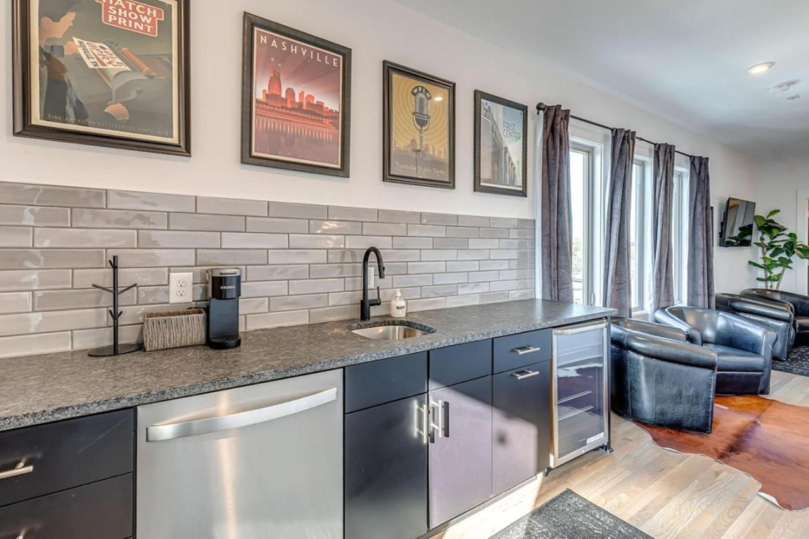 Honky Tonk Game With Rooftop Deck Holiday home