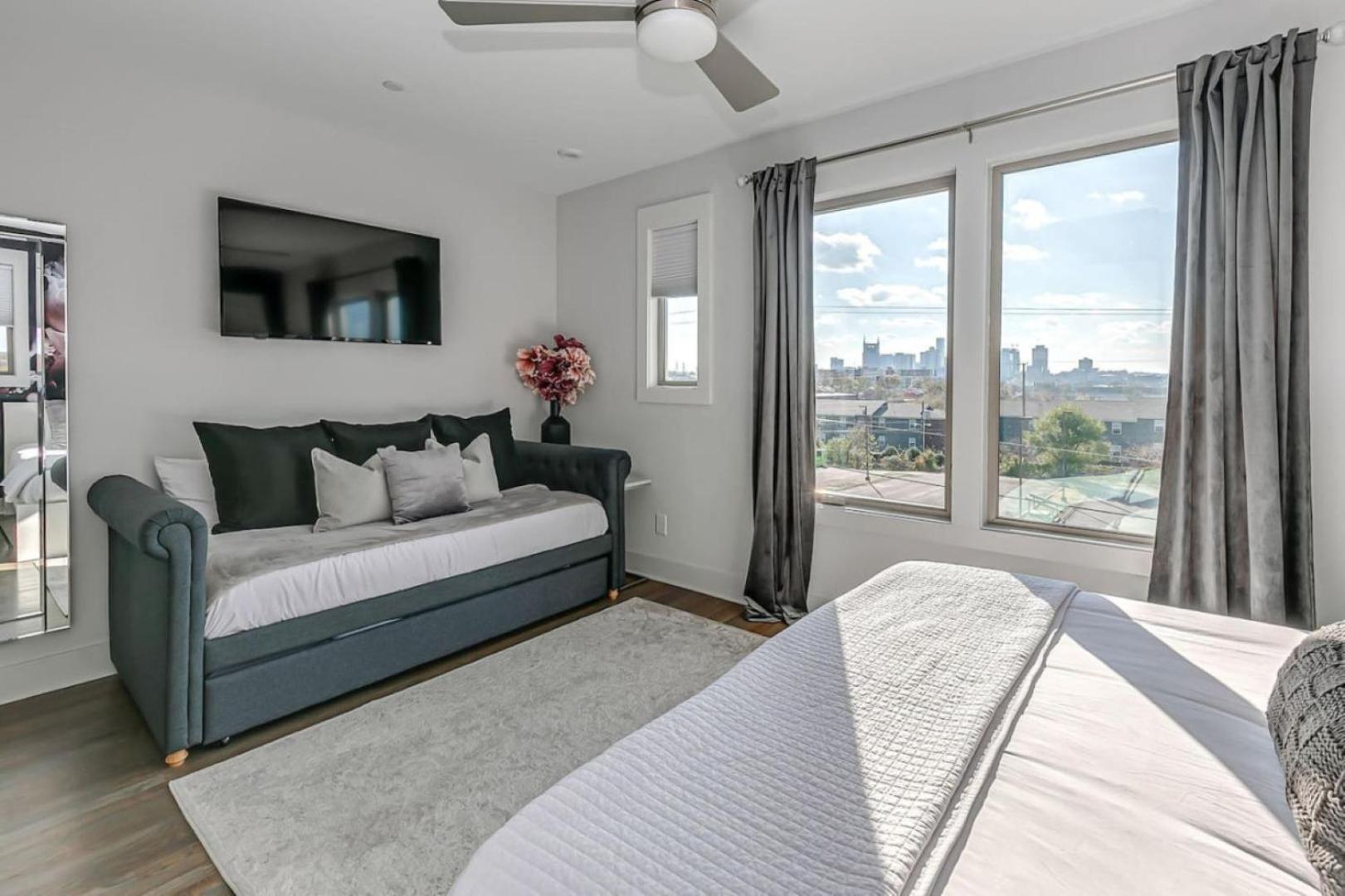 Holiday home Honky Tonk Game With Rooftop Deck *