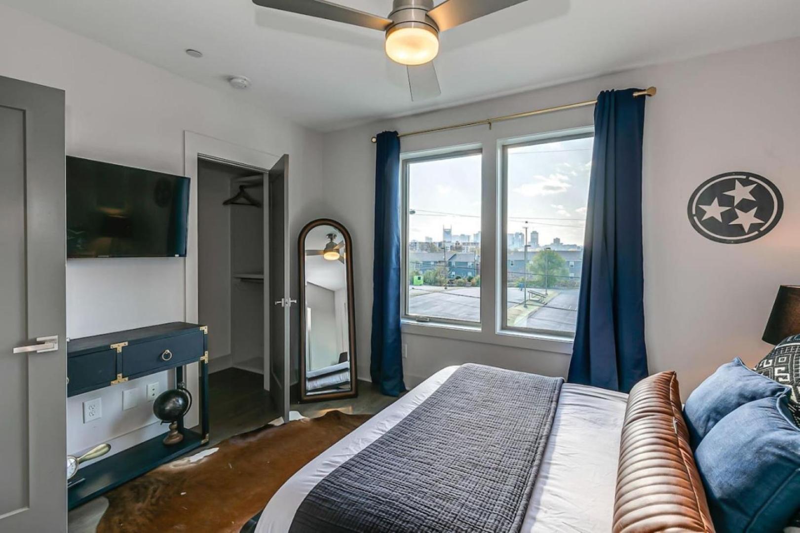 Honky Tonk Game With Rooftop Deck Holiday home Nashville