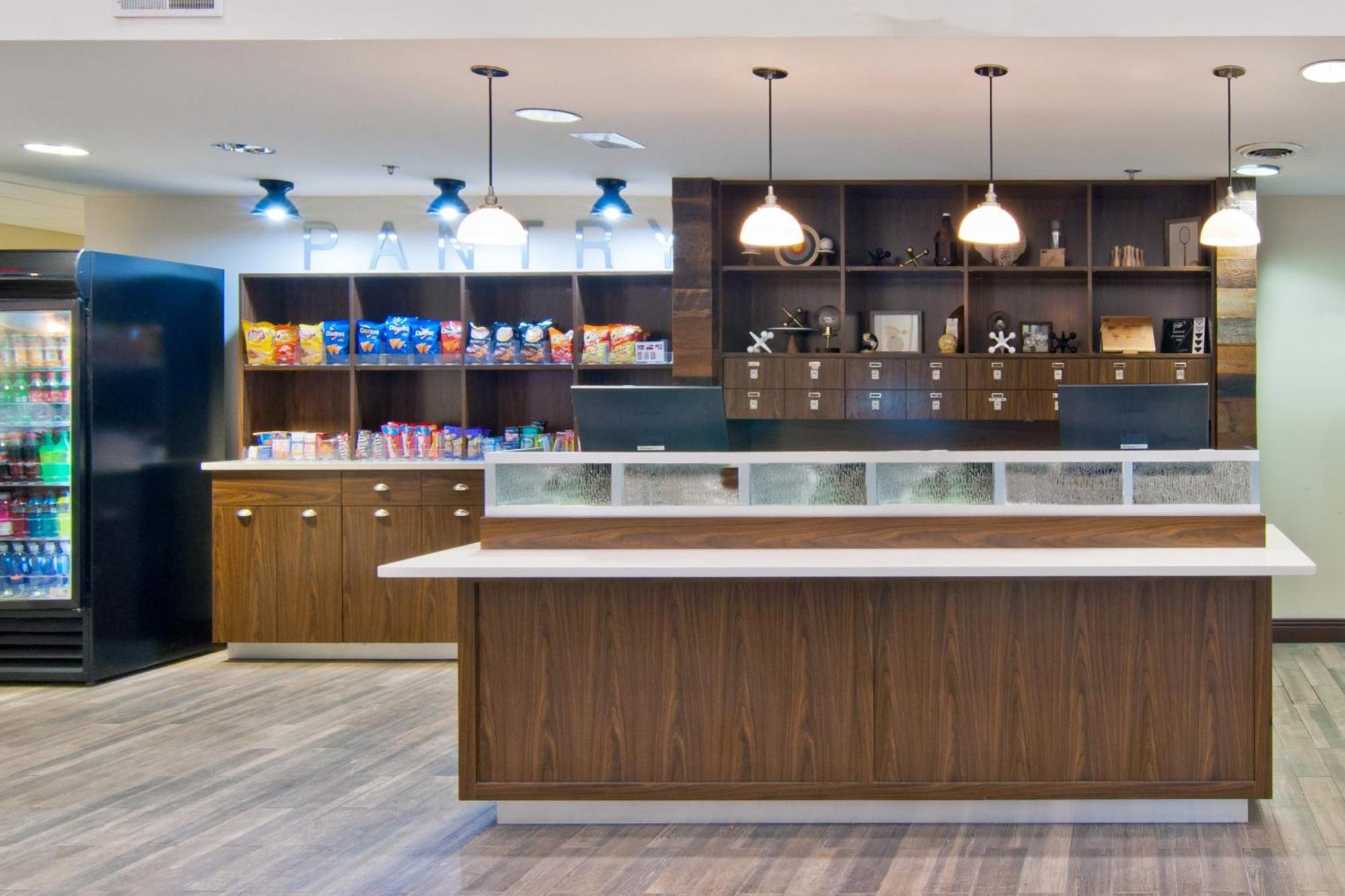 Hotel Four Points By Sheraton Airport