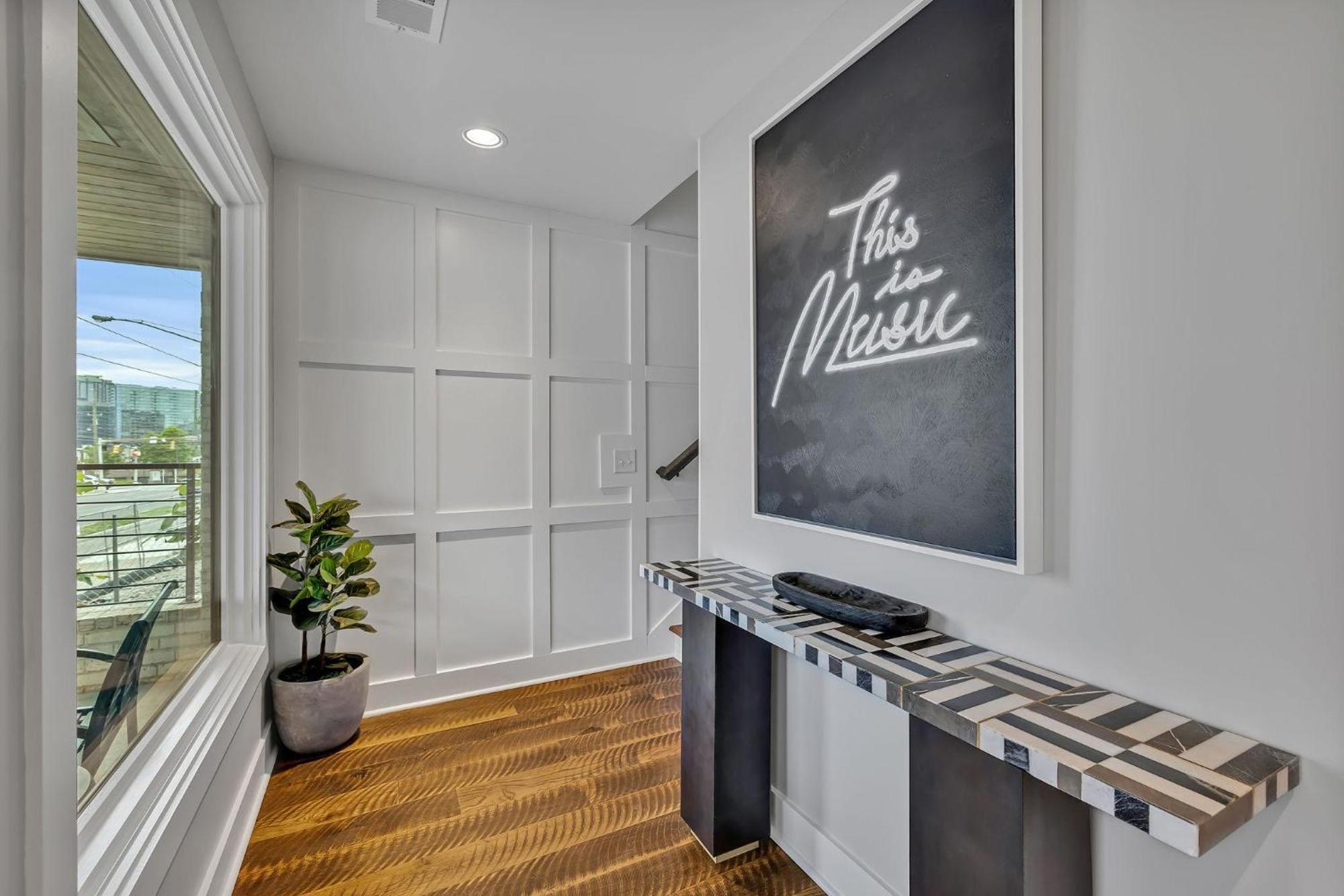 Downtown Dolly - Heart Of Gulch - Rooftop Hot Tub Holiday home Nashville