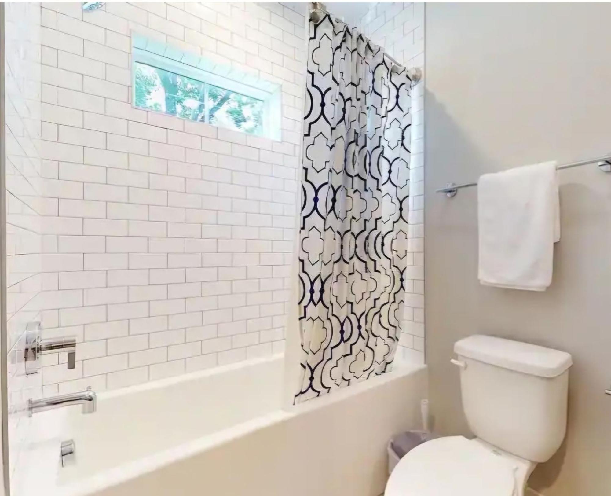 12 South Townhouse Close To Everything Holiday home *