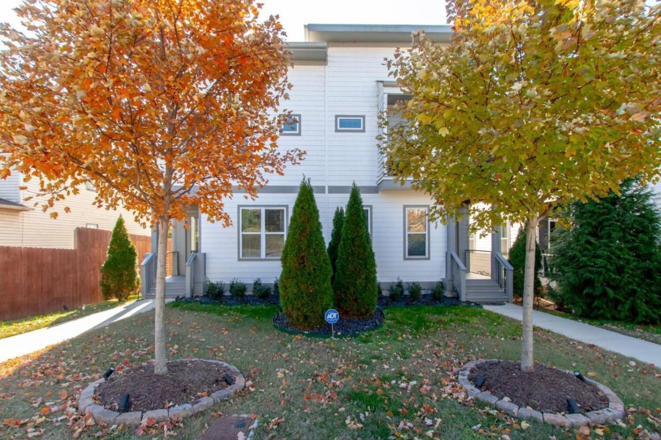 Holiday home Big Spectacular Townhome Giant Covered Patio *