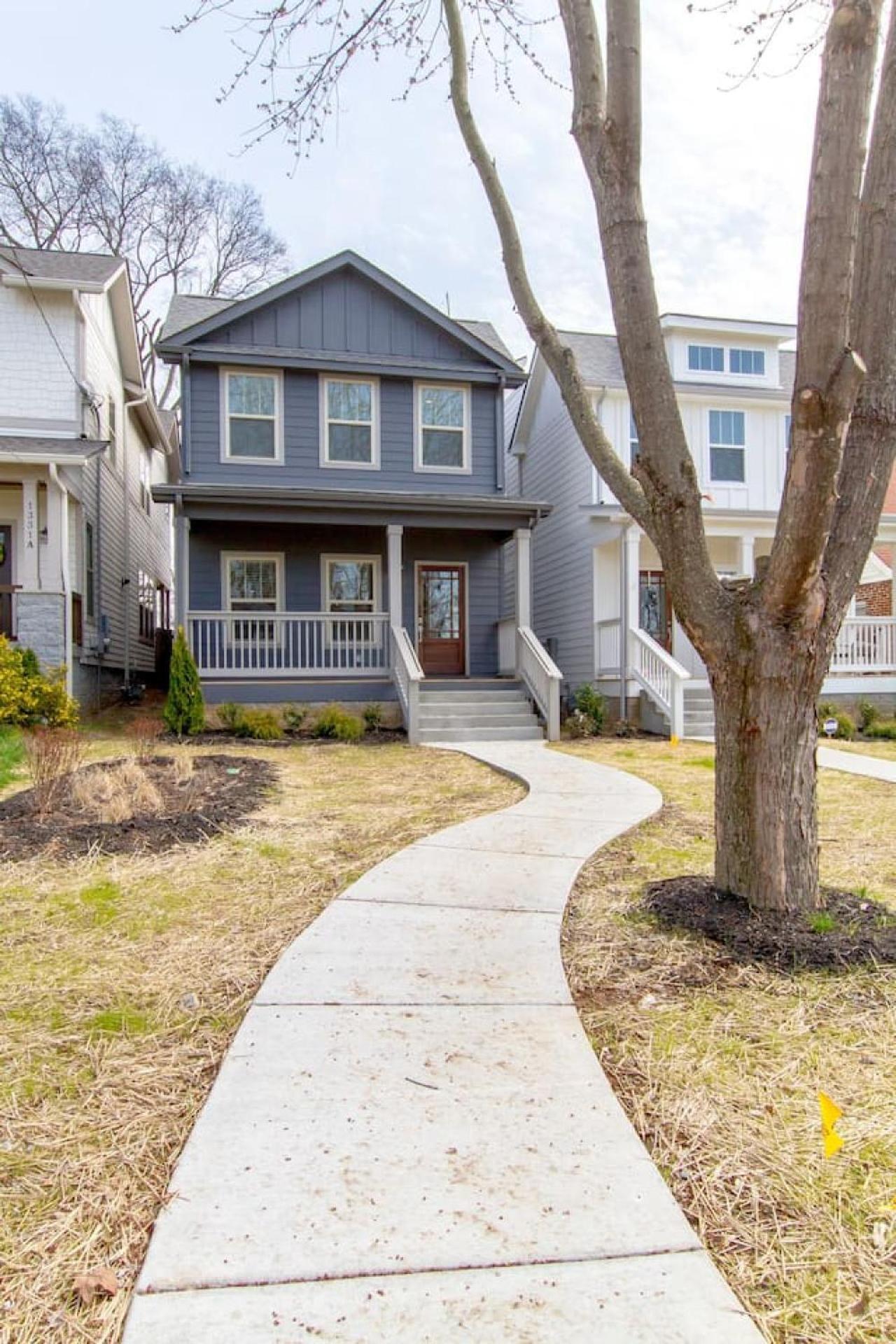 East Nash Luxury Four Bedrooms Huge Rooftop Patio Nashville