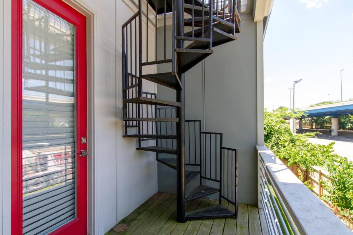 Chic Private Rooftop Minutes To Downtown *