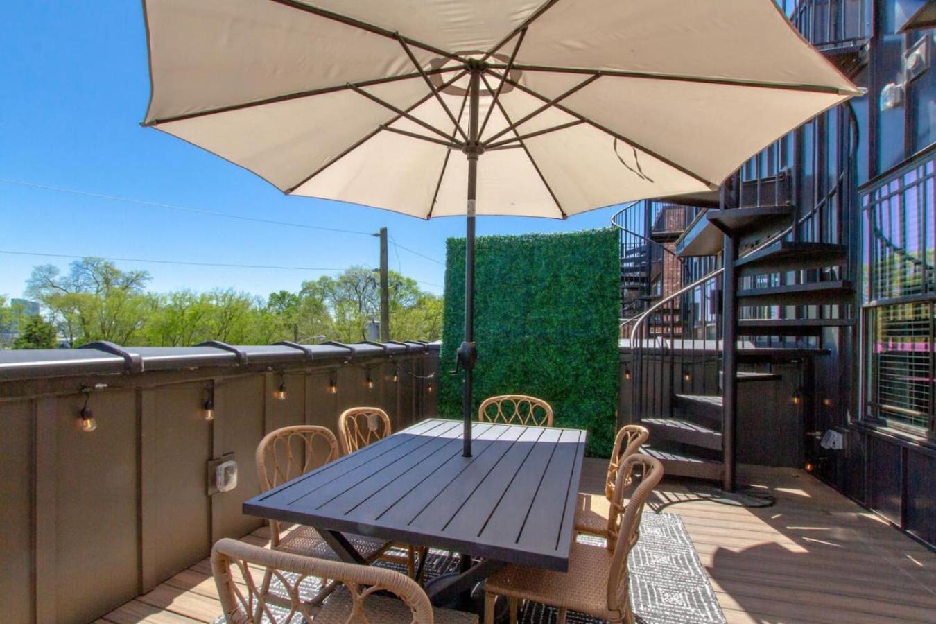 The Ultimate Double Rooftop Deck With Skyline Views