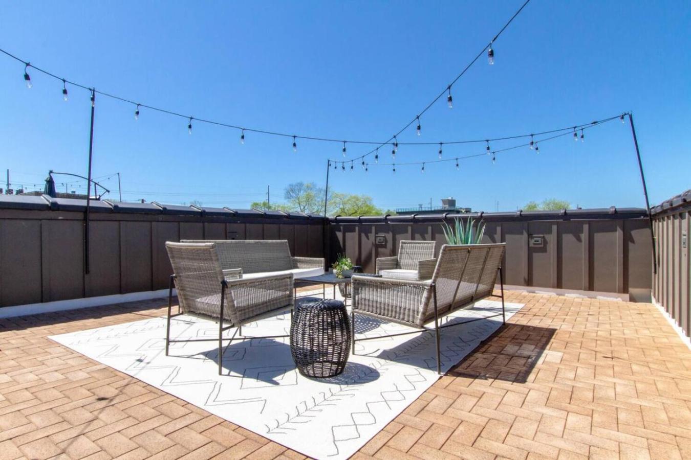 The Ultimate Double Rooftop Deck With Skyline Views Holiday home Nashville