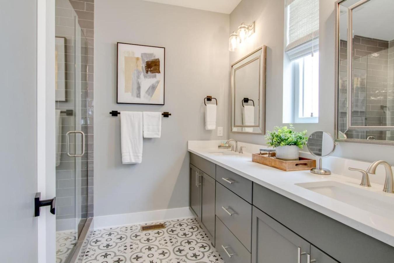 Gulch Mega Super Rooftop Premier Location Holiday home Nashville