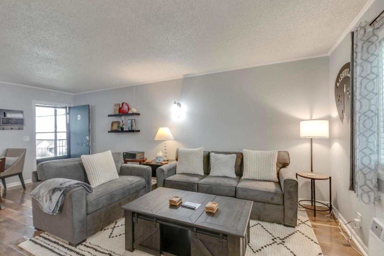 Delightful Charmer With Pool Access Nashville