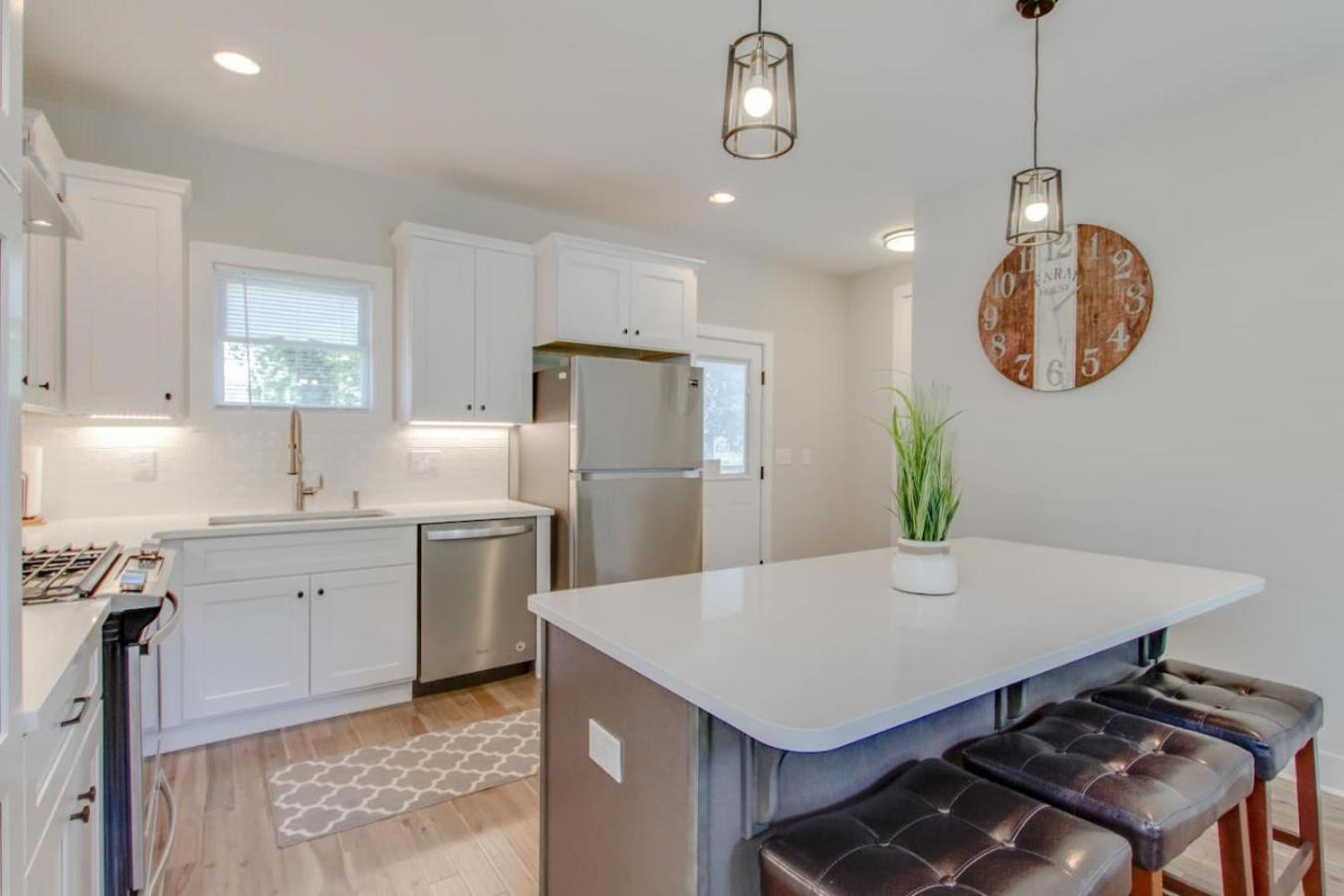 Holiday home Luxurious Extraordinaire Three Bedroom Downtown Action Nashville