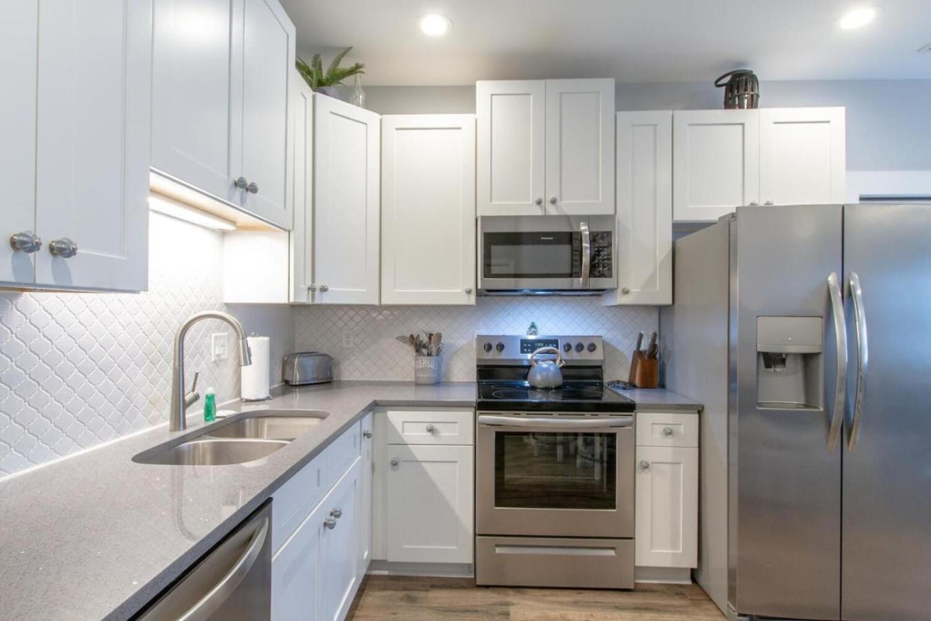 Music Charmer Tons Of Beds Thirty Day Minimum Holiday home Nashville