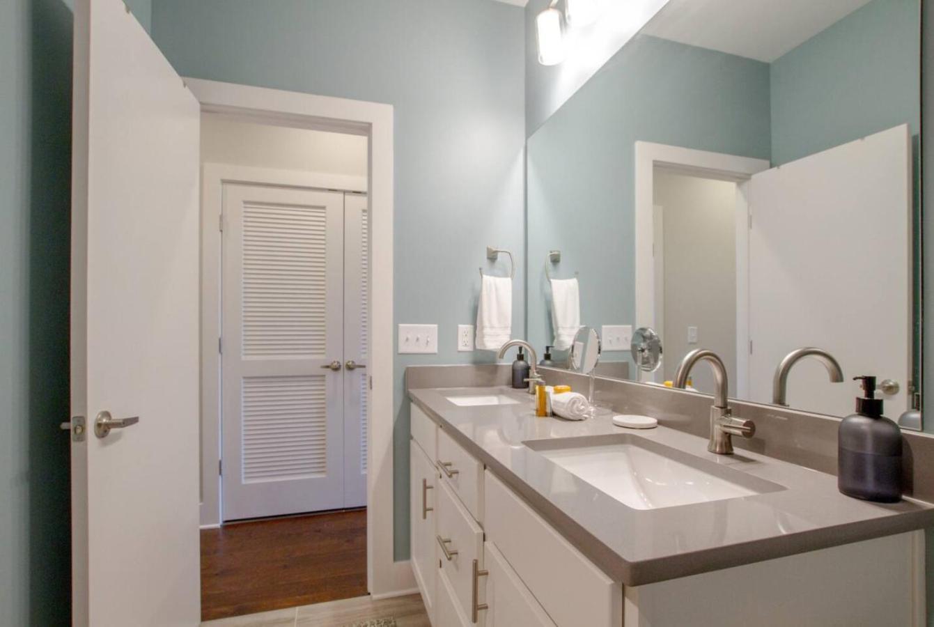 Skyline Views Romantic Fun Downtown Location * Nashville