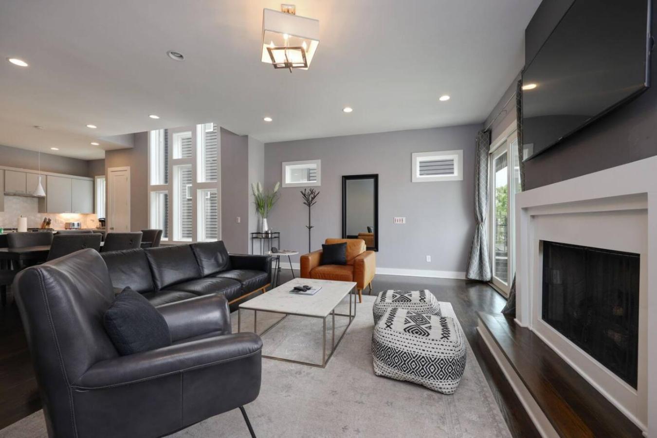 Holiday home Southside Extraordinaire Walk To Gulch Lux Four Bedroom *