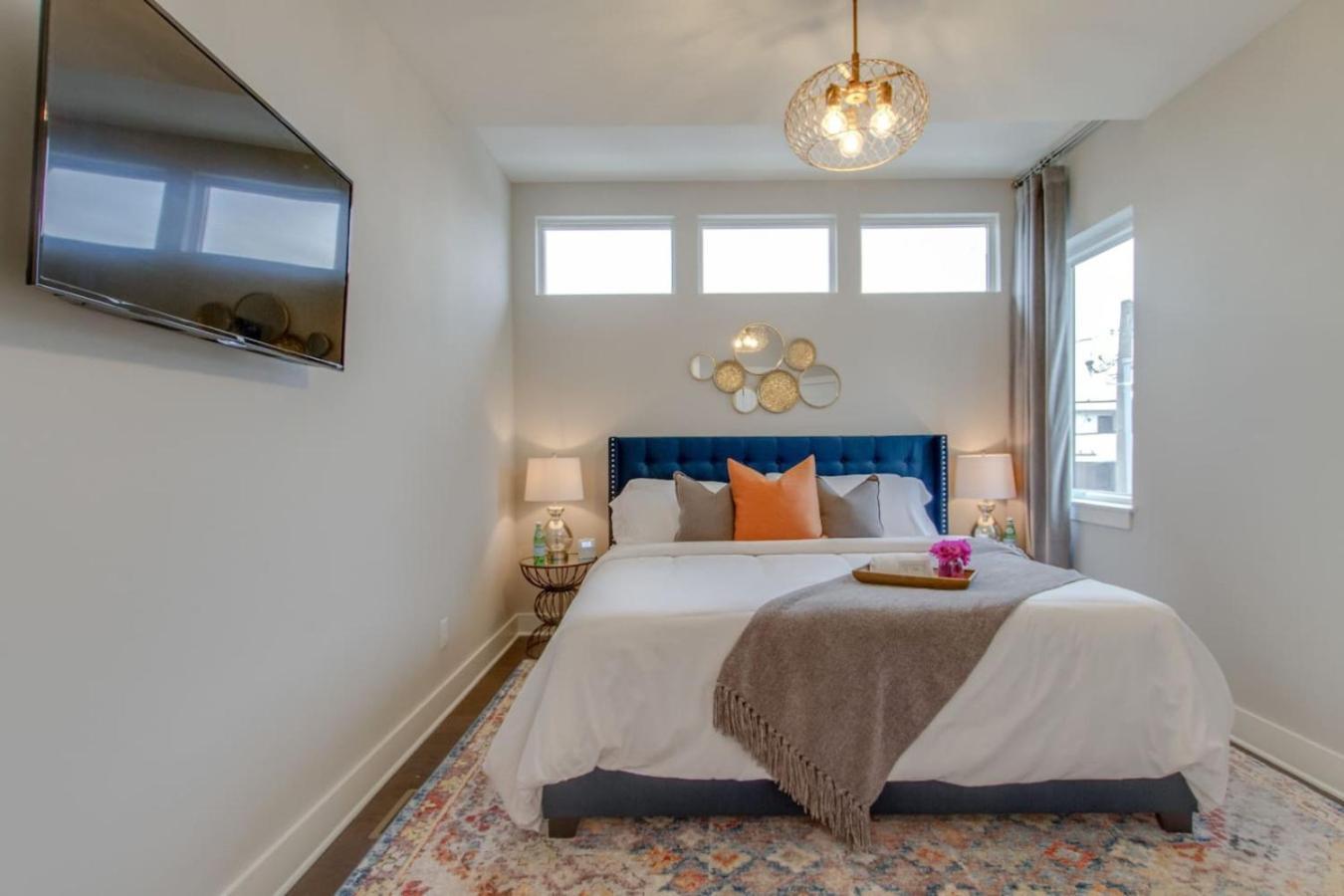 The Dove Downtown Modern Huge Rooftop Deck Gulch Holiday home