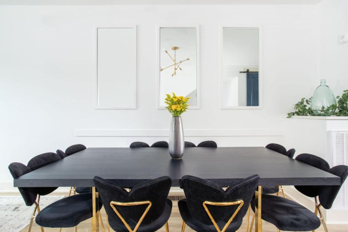 East Nash Superstar- Skyline Views Terrace- Mural Holiday home *