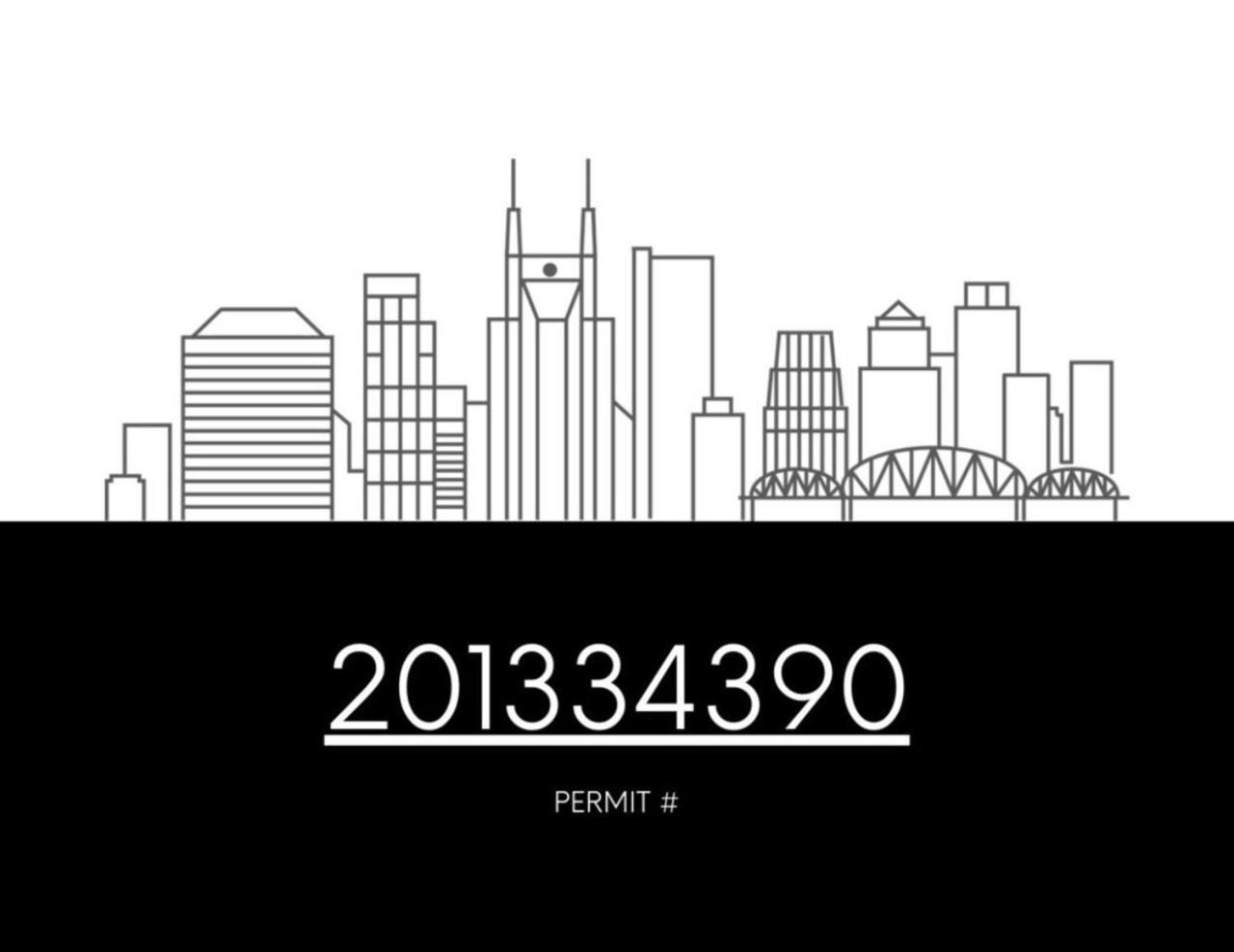 East Nash Enclave Movie Private Yard